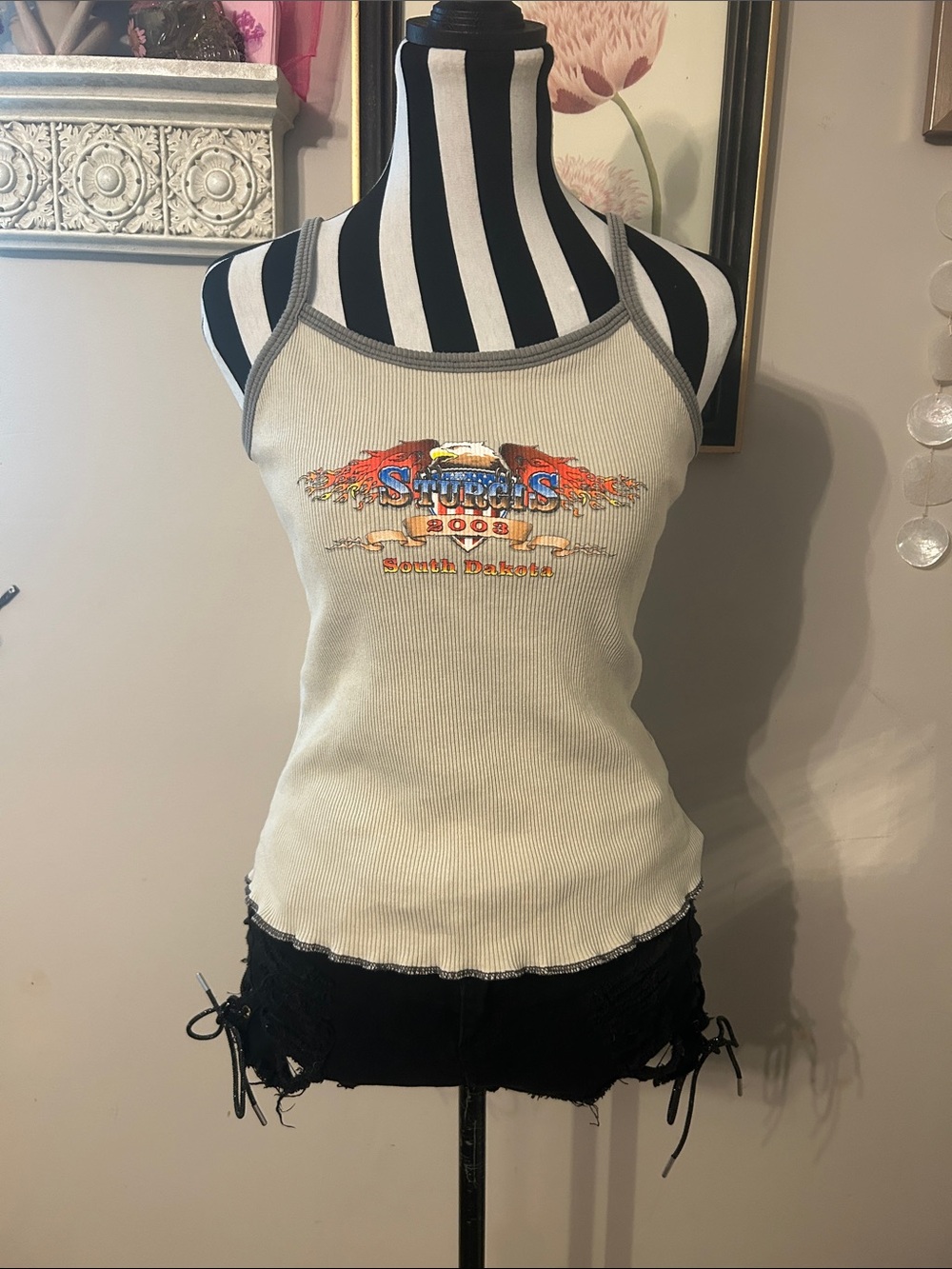 Vintage 2003 cream Ribbed Camisole  Sturgis South Dakota Graphic L